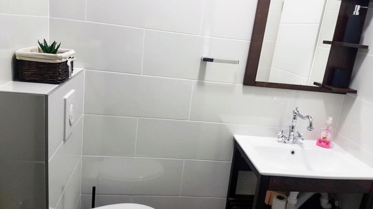 Apartments Flanaticus Пула Екстериор снимка