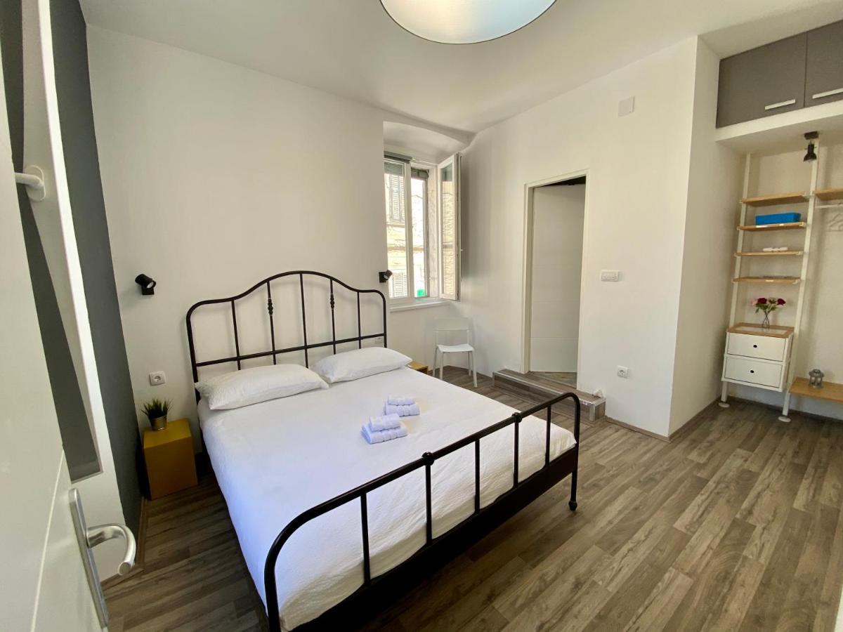 Apartments Flanaticus Пула Екстериор снимка